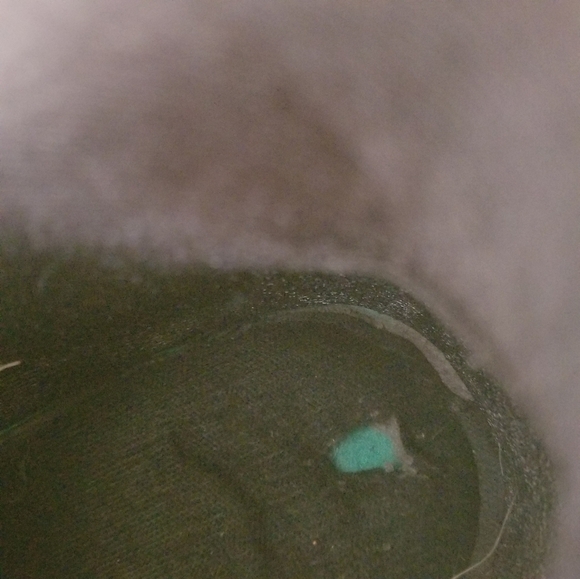 Puma soft foam size 7.5 black. Flaw in one insole. - Picture 2 of 6